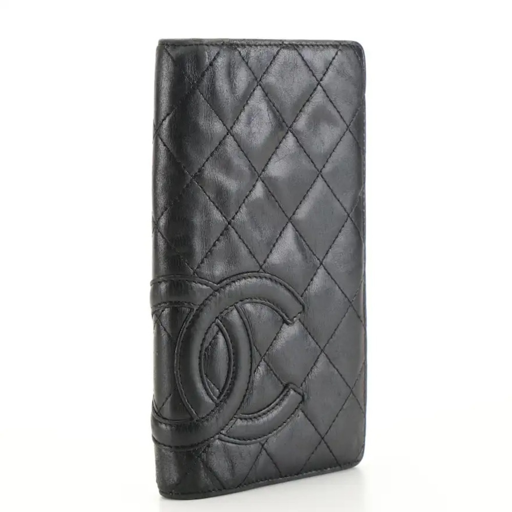 CHANEL Black Quilted CC Logo Leather Wallet - Picture 5 of 10